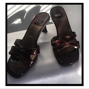 Stuart Weitzman Slingback Pumps 👠